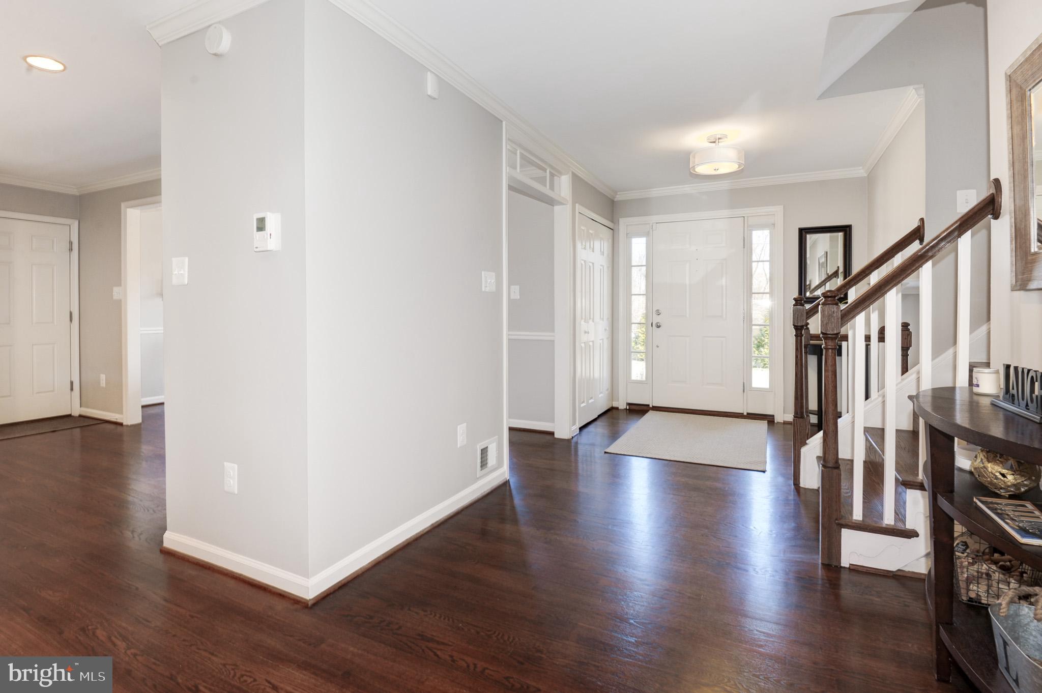 9905 Vale Road Vienna, VA 22181 - Photo 4 of 59 Gallery Image 4