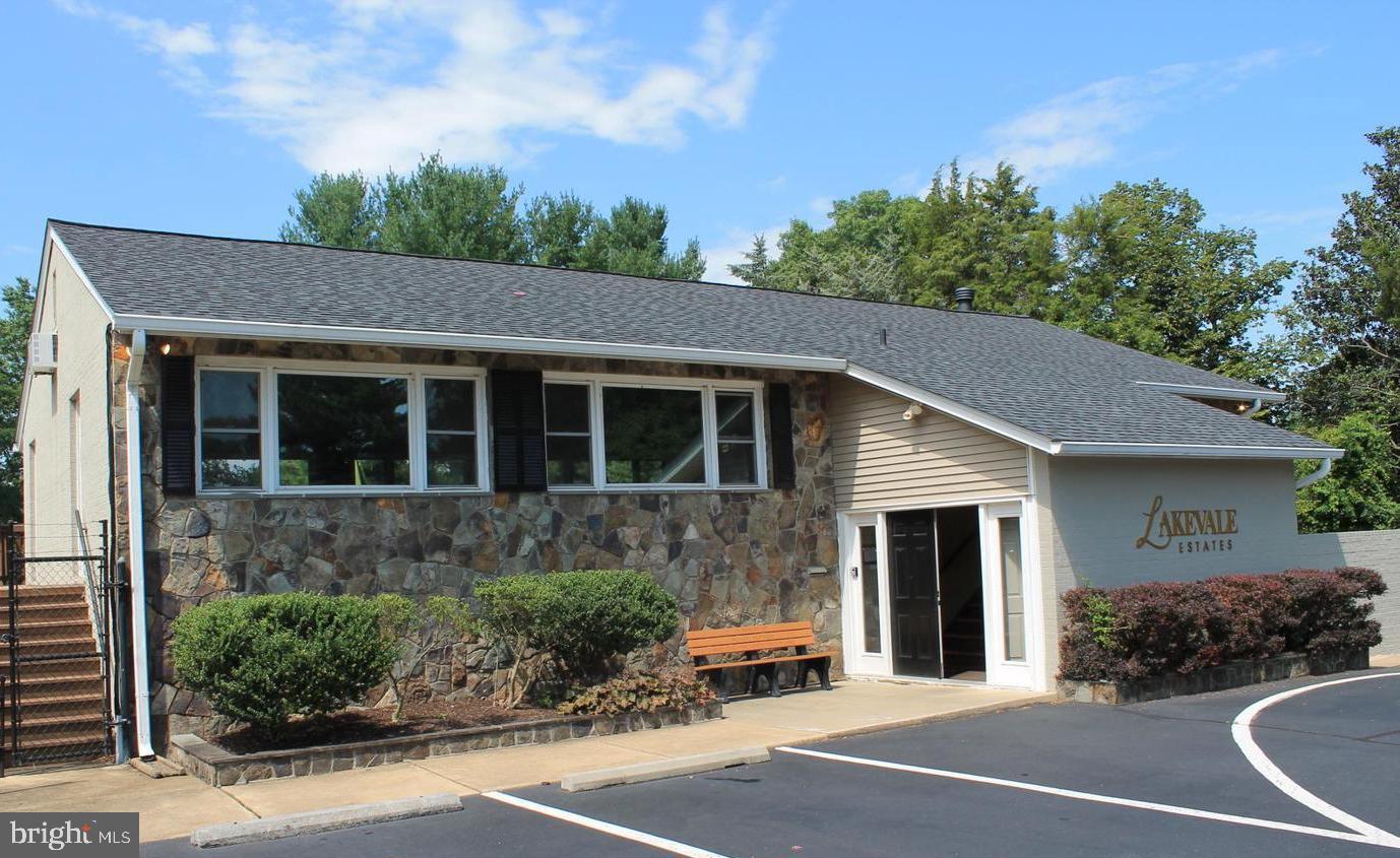 9905 Vale Road Vienna, VA 22181 - Photo 53 of 59 Gallery Image 53