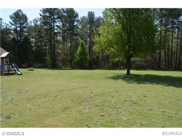 8425 Belmont Road Chesterfield, VA 23832 - Photo 6 of 12 Yard/Garden - What An Amzing Backyard! Ultra Priva