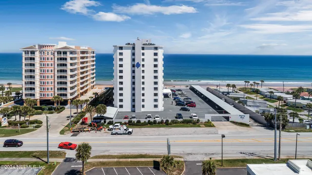 $299,000 | 1415 Ocean Shore Boulevard, Unit M120, Ormond Beach, FL 32176