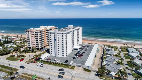 $299,000 | 1415 Ocean Shore Boulevard, Unit M120, Ormond Beach, FL 32176