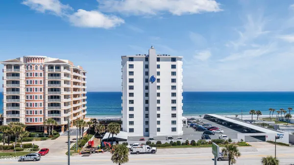 $299,000 | 1415 Ocean Shore Boulevard, Unit M120, Ormond Beach, FL 32176
