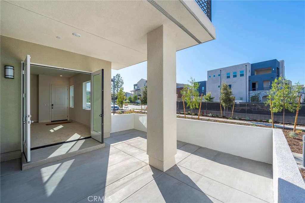 121 Baluster Irvine, CA 92618 - Photo 23 of 80 Main floor balcony off the dining room