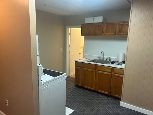 $1,200 | 434 Textile Avenue, Unit 1, Dracut, MA 01826