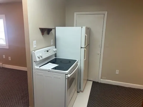 $1,200 | 434 Textile Avenue, Unit 1, Dracut, MA 01826