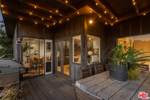 $3,995,000 | 454 Stassi Lane, Santa Monica, CA 90402