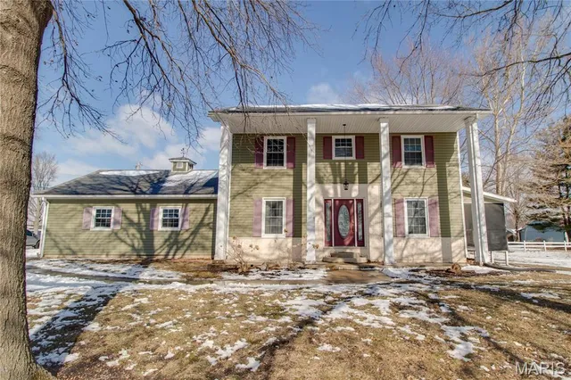 $120,000 | 213 West Alton Street, Bunker Hill, IL 62014