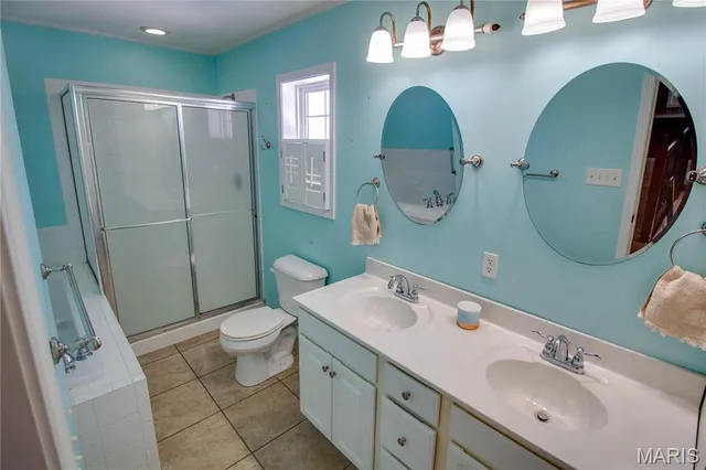 $120,000 | 213 West Alton Street, Bunker Hill, IL 62014