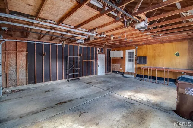 $120,000 | 213 West Alton Street, Bunker Hill, IL 62014