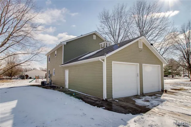 $120,000 | 213 West Alton Street, Bunker Hill, IL 62014