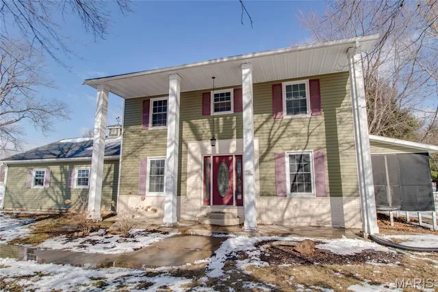 $120,000 | 213 West Alton Street, Bunker Hill, IL 62014