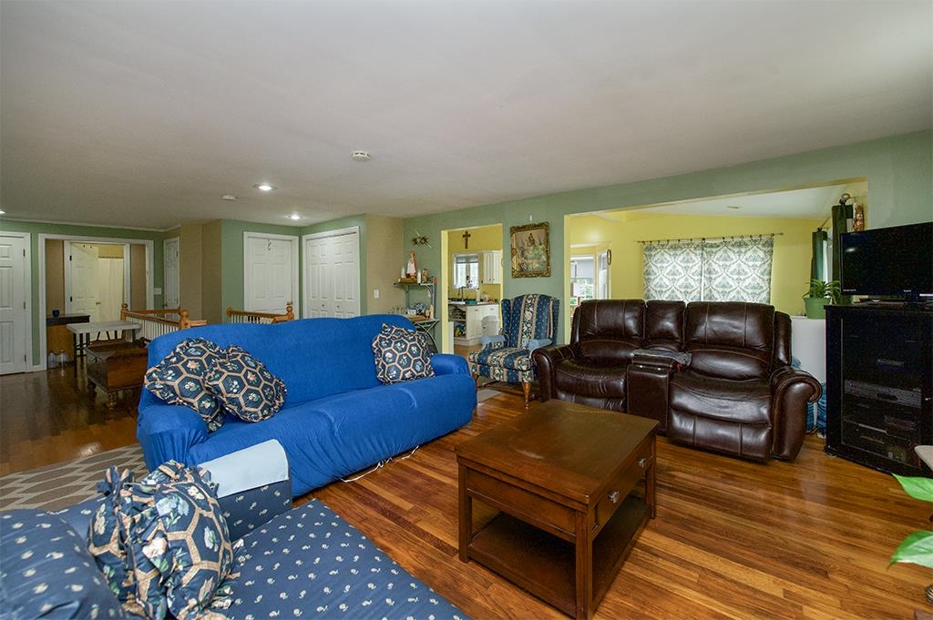 151 Main Street Atkinson, NH 03811 - Photo 19 of 46