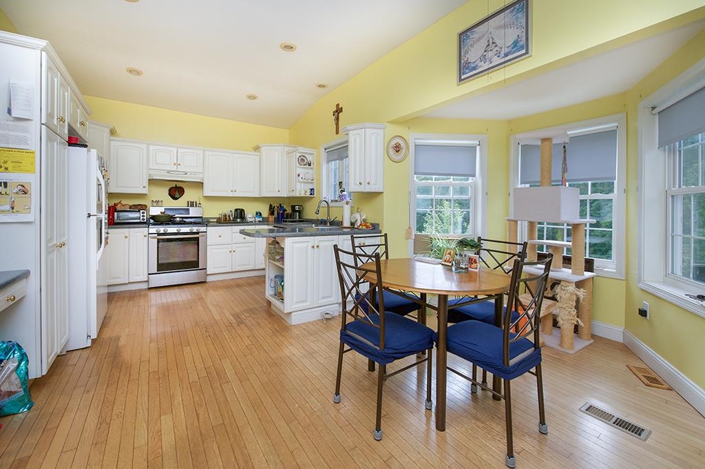151 Main Street Atkinson, NH 03811 - Photo 10 of 46