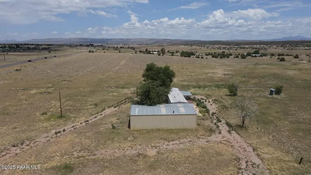 $600,000 | 21100 El Rocko Lane, Paulden, AZ 86334