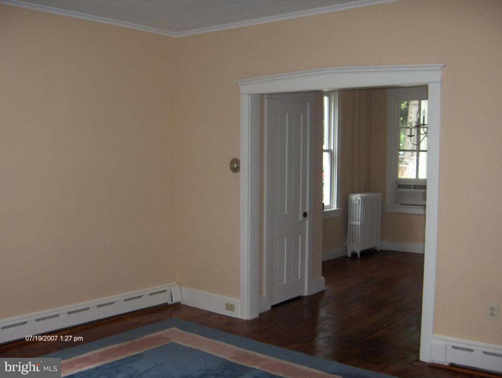 135 South Spruce Street Lititz, PA 17543 - Photo 3 of 6 Gallery Image 3