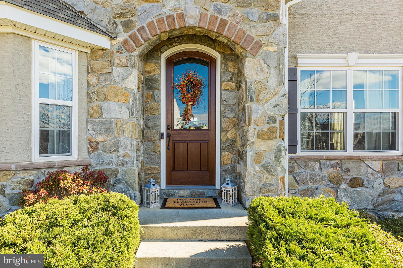 616 Warminster Lane Lititz, PA 17543 - Photo 8 of 87 Gallery Image 8