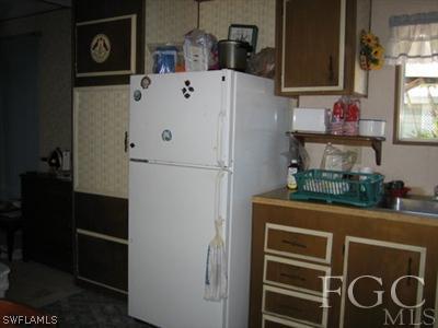 2811 York Road St. James City, FL 33956 - Photo 7 of 10 Gallery Image 7