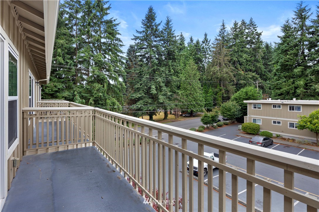 7805 218th Street Southwest, Unit F Edmonds, WA 98026 - Photo 22 of 24 Gallery Image 22
