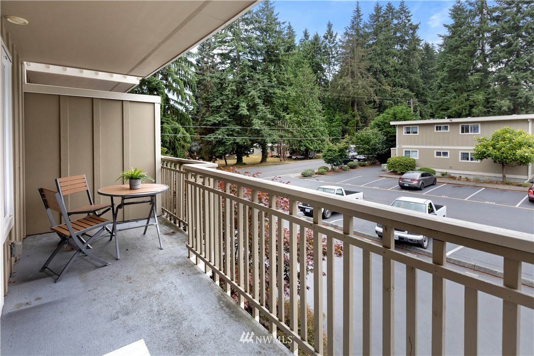 7805 218th Street Southwest, Unit F Edmonds, WA 98026 - Photo 23 of 24 Gallery Image 23