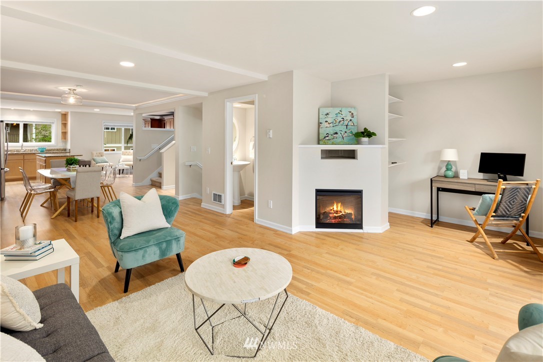 7805 218th Street Southwest, Unit F Edmonds, WA 98026 - Photo 6 of 24 Gallery Image 6