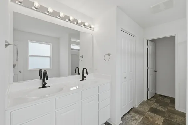 $420,000 | 1108 Kolar Avenue, Joliet, IL 60431