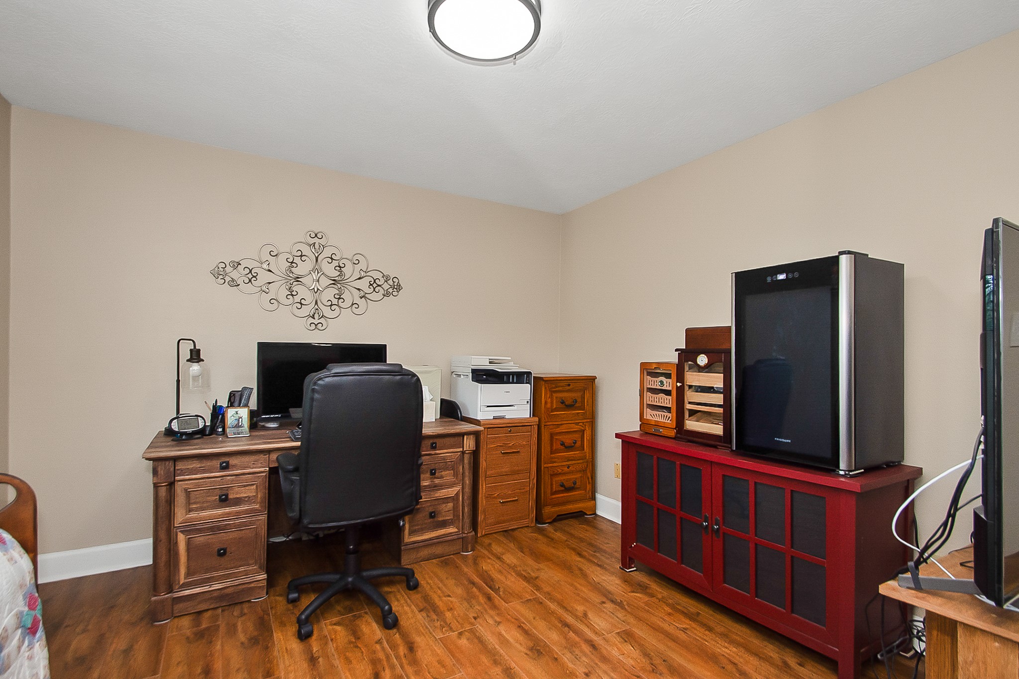 9112 Pilgrim Circle Rosharon, TX 77583 - Photo 14 of 32 Primary bedroom