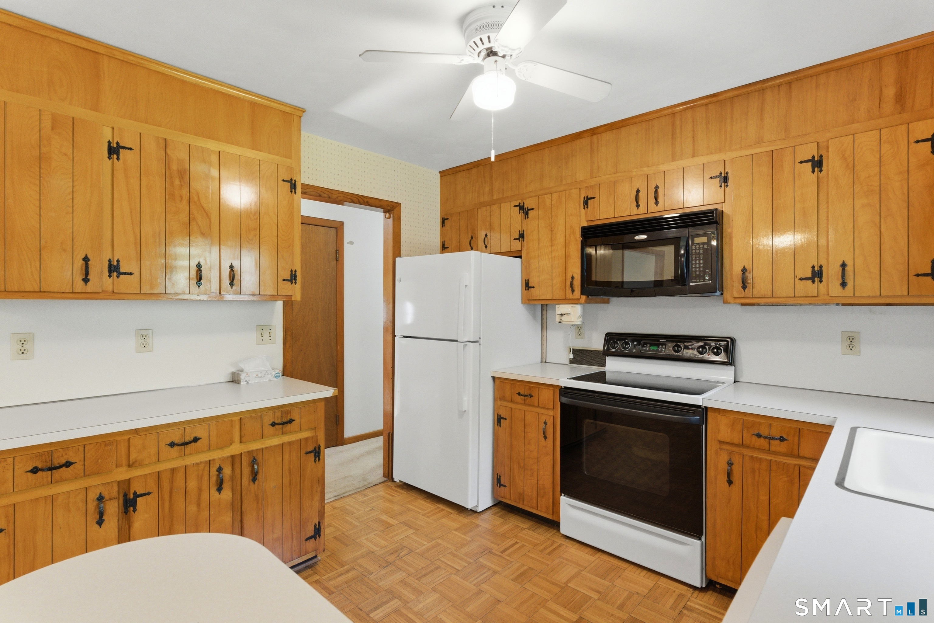 88 Spithead Road Waterford, CT 06385 - Photo 12 of 35