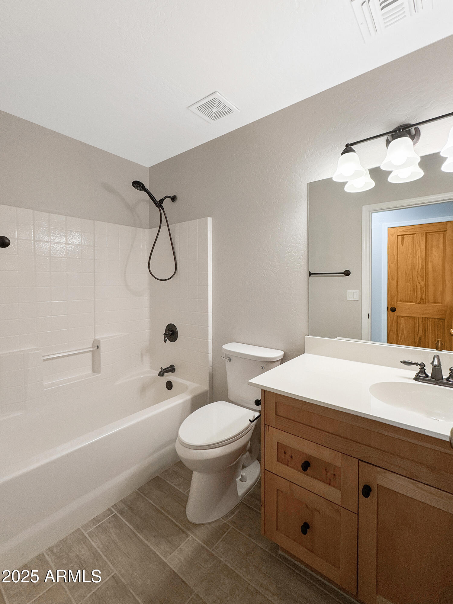 321 South Golden Bear Point Payson, AZ 85541 - Photo 20 of 23 a bathroom with a sink a toilet and shower