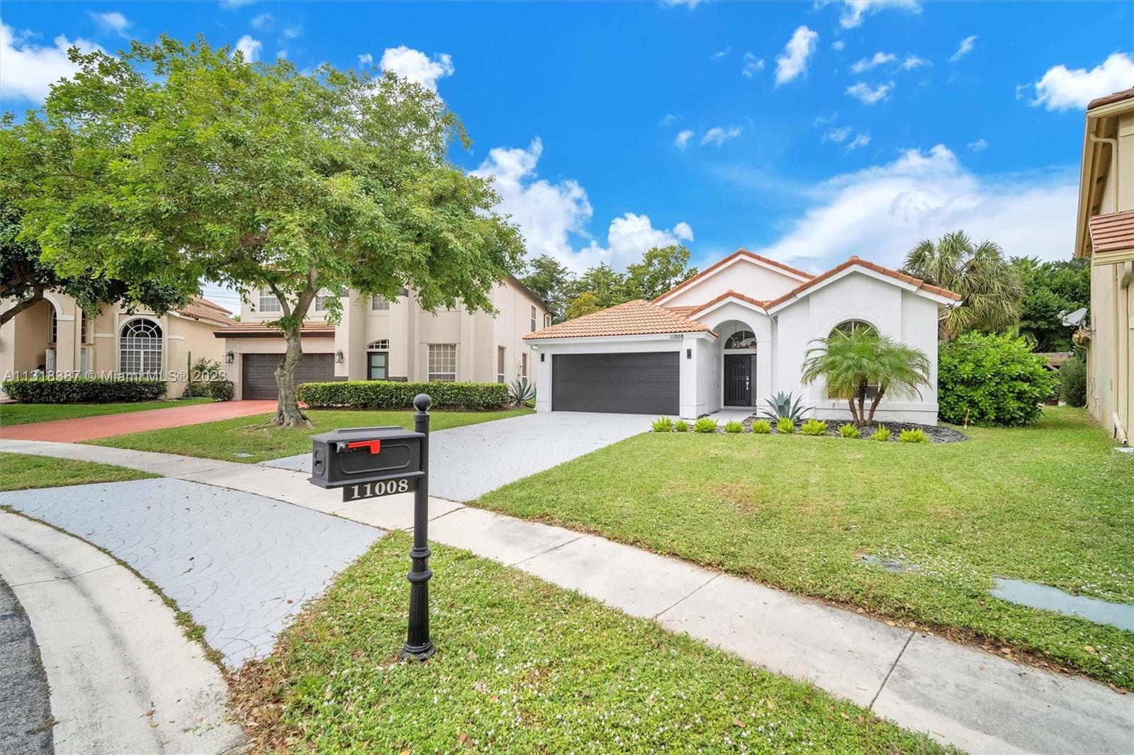 11008 La Salinas Circle Boca Raton, FL 33428 - Photo 2 of 29
