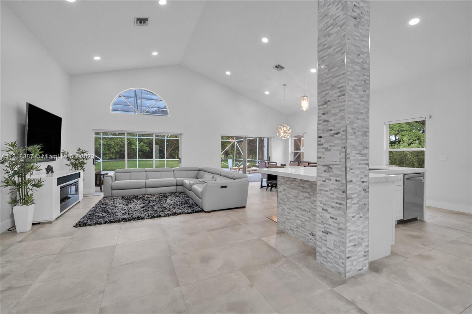 11008 La Salinas Circle Boca Raton, FL 33428 - Photo 8 of 29