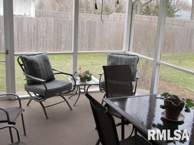 4865 Heatherstone Road Bettendorf, IA 52722 - Photo 7 of 25 Gallery Image 7