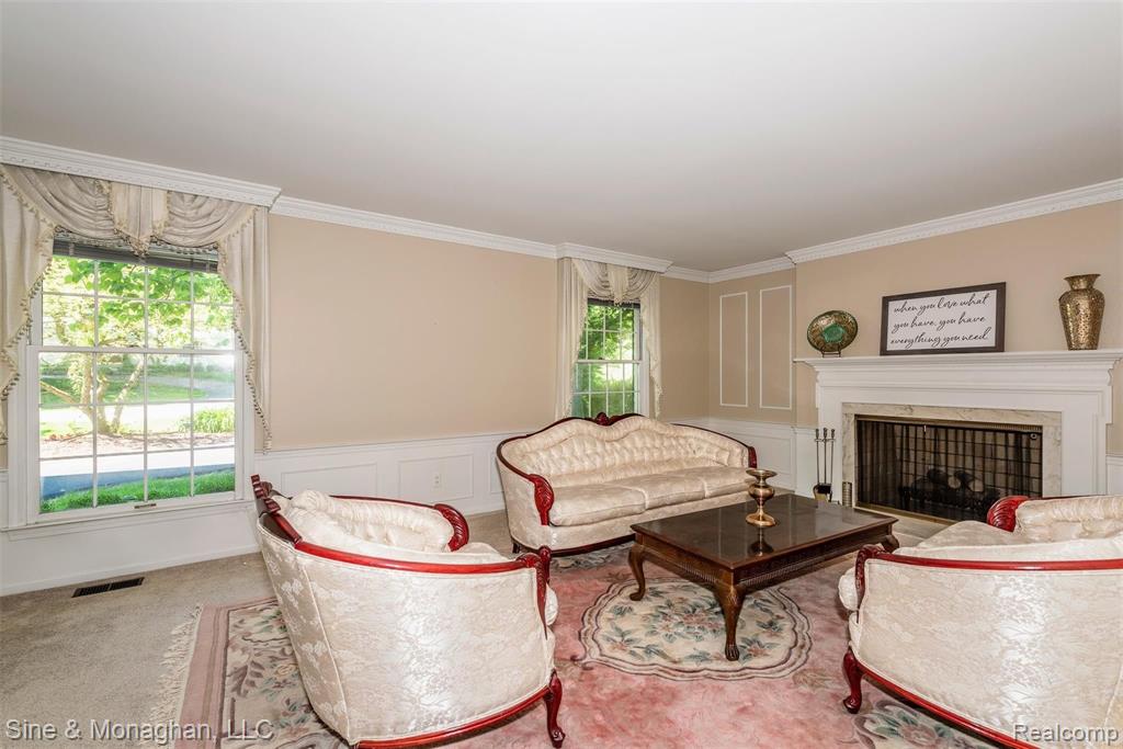 630 Overbrook Road Bloomfield Hills, MI 48302 - Photo 10 of 36