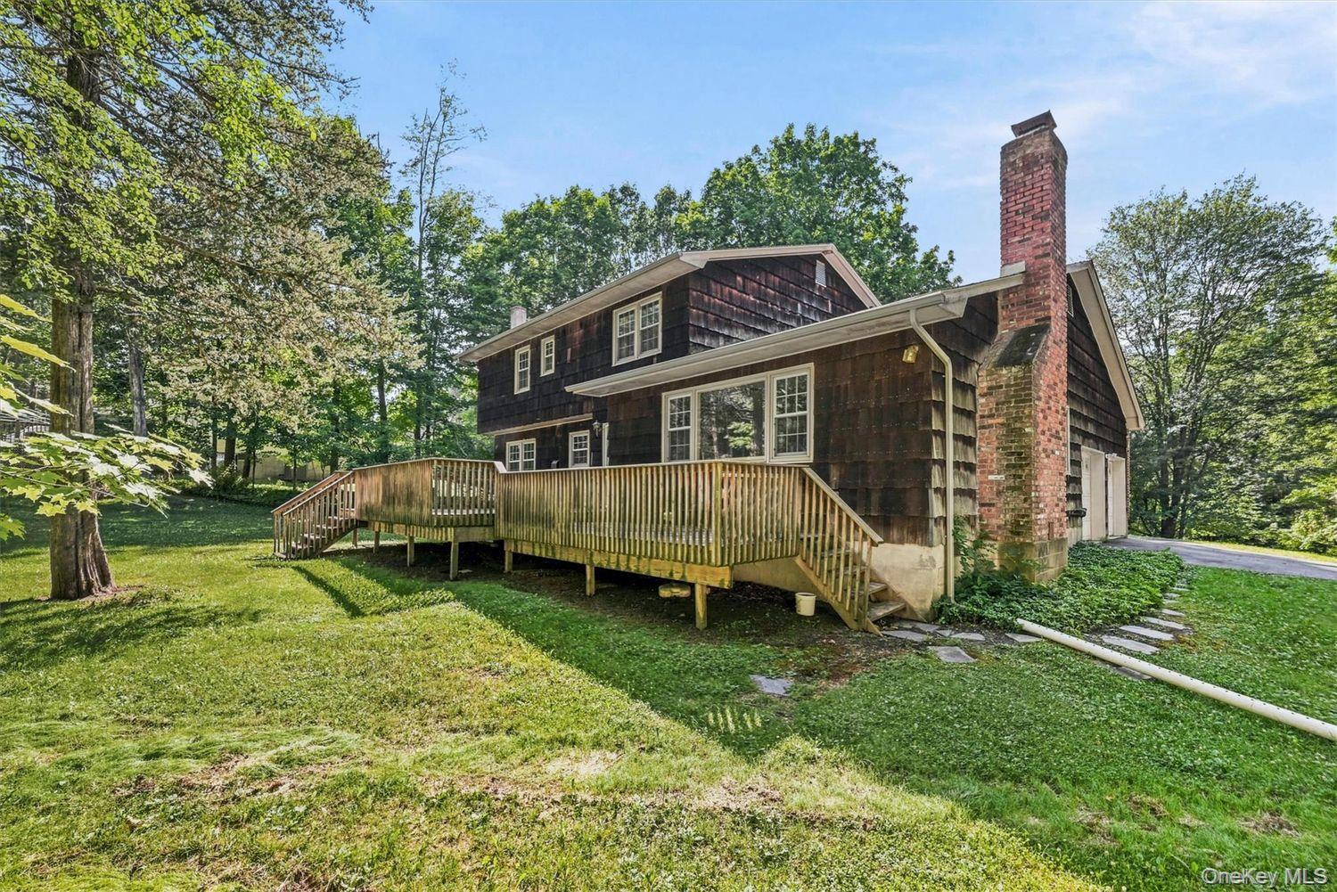 16 Panel Lane Florida, NY 10921 - Photo 36 of 38 Look at that deck