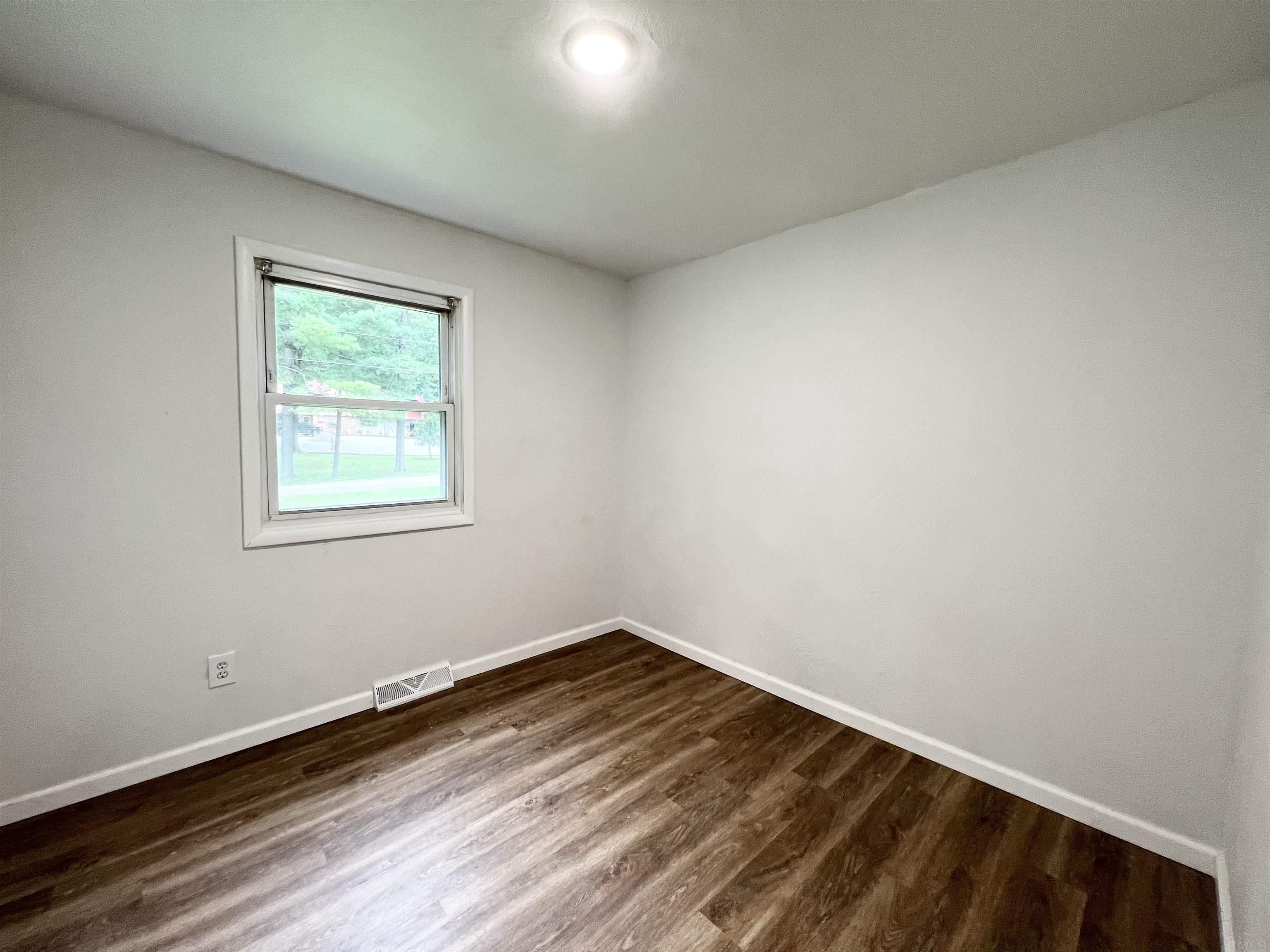 1739 South Ridgeview Road Logansport, IN 46947 - Photo 13 of 20