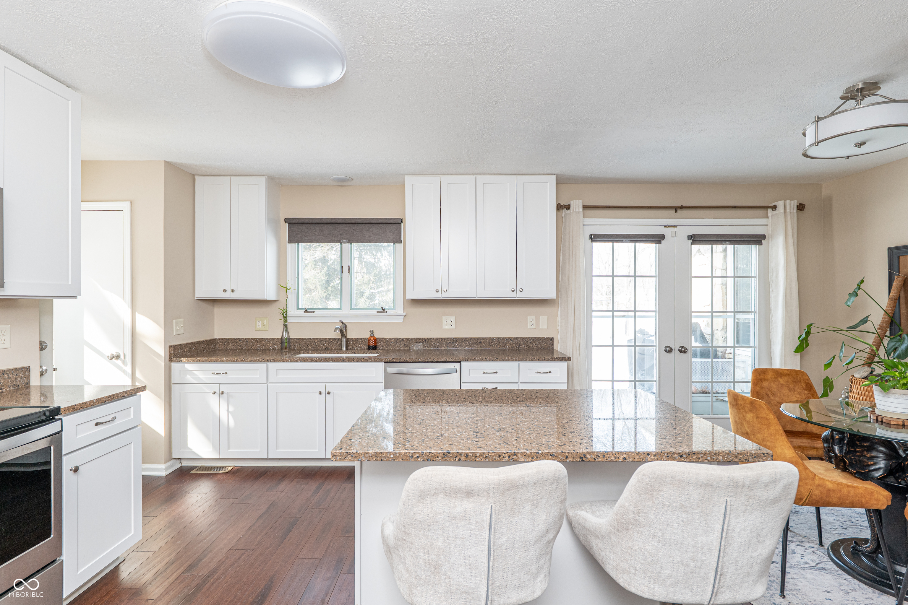 13145 Nottingham Road Fishers, IN 46038 - Photo 10 of 39