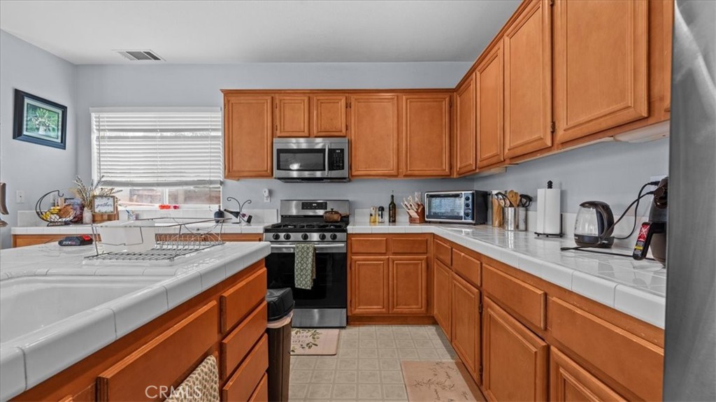 29082 La Ladera Road Menifee, CA 92584 - Photo 11 of 41