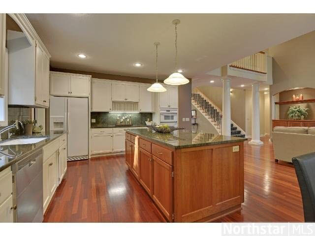 4273 Manor Ct Road Minnetonka, MN 55345 - Photo 3 of 18 Gallery Image 3