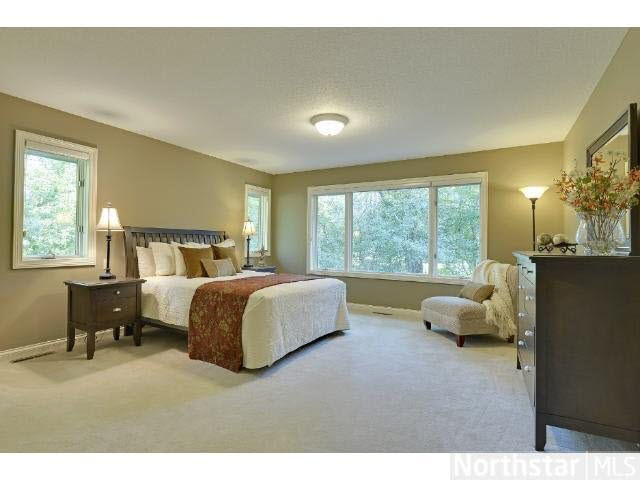 4273 Manor Ct Road Minnetonka, MN 55345 - Photo 4 of 18 Gallery Image 4