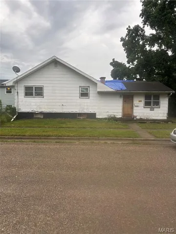 $38,900 | 311 Davenport Street, Lincoln, IL 62656