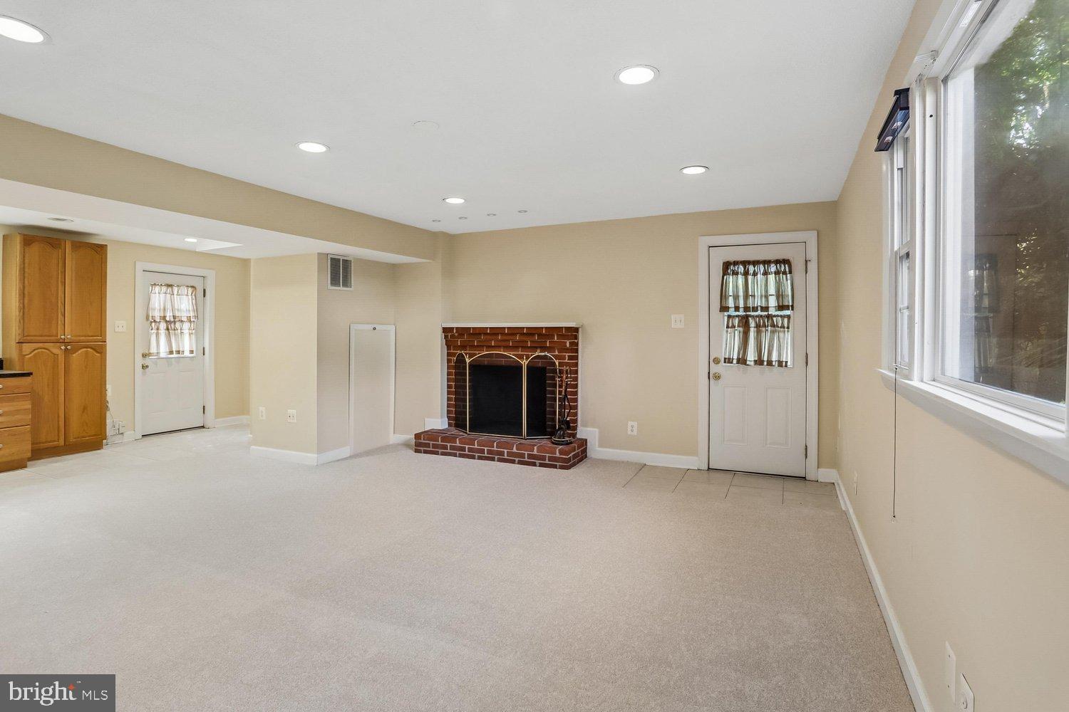 8317 Accotink Road Lorton, VA 22079 - Photo 42 of 61 Rec Room