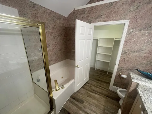 a view of walk in closet