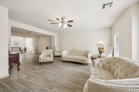 $295,000 | 7914 Stoneyway Drive, Houston, TX 77040