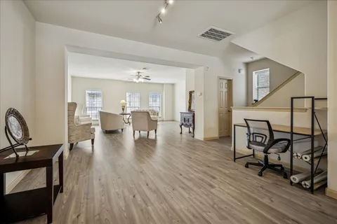 $295,000 | 7914 Stoneyway Drive, Houston, TX 77040