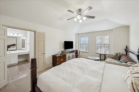 $295,000 | 7914 Stoneyway Drive, Houston, TX 77040