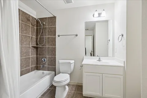 $295,000 | 7914 Stoneyway Drive, Houston, TX 77040