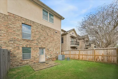 $289,000 | 7914 Stoneyway Drive, Houston, TX 77040