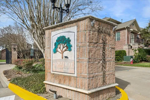 $295,000 | 7914 Stoneyway Drive, Houston, TX 77040