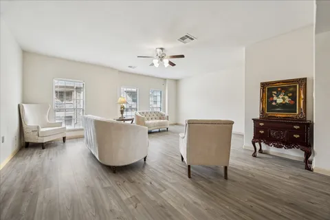 $295,000 | 7914 Stoneyway Drive, Houston, TX 77040