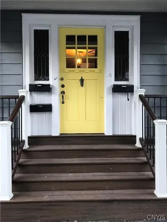 $1,300 | 1815 James Street, Unit 2, Syracuse, NY 13206