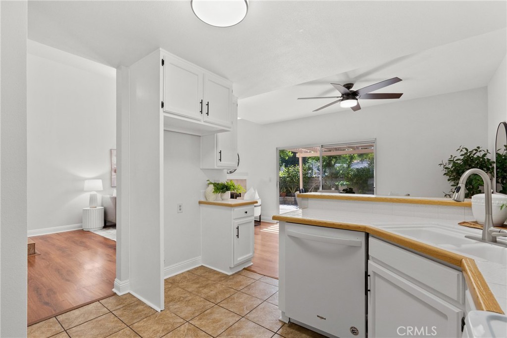 28143 Seco Canyon Road, Unit 48 Saugus, CA 91390 - Photo 17 of 42